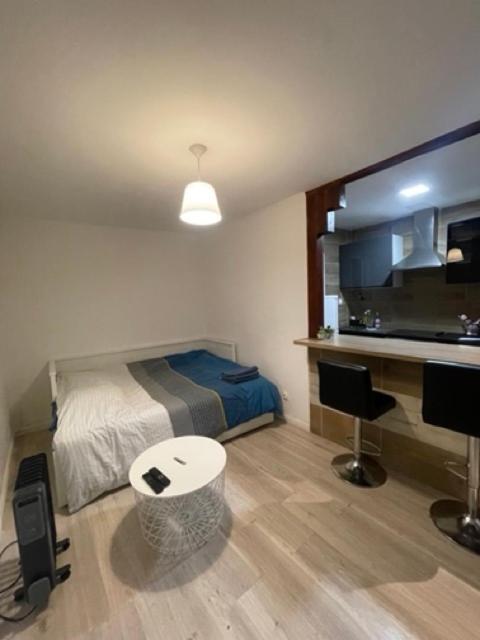 ✭✭✭ Appartement Chaleureux Proche Paris ✭✭✭ 罗尼苏布瓦 外观 照片