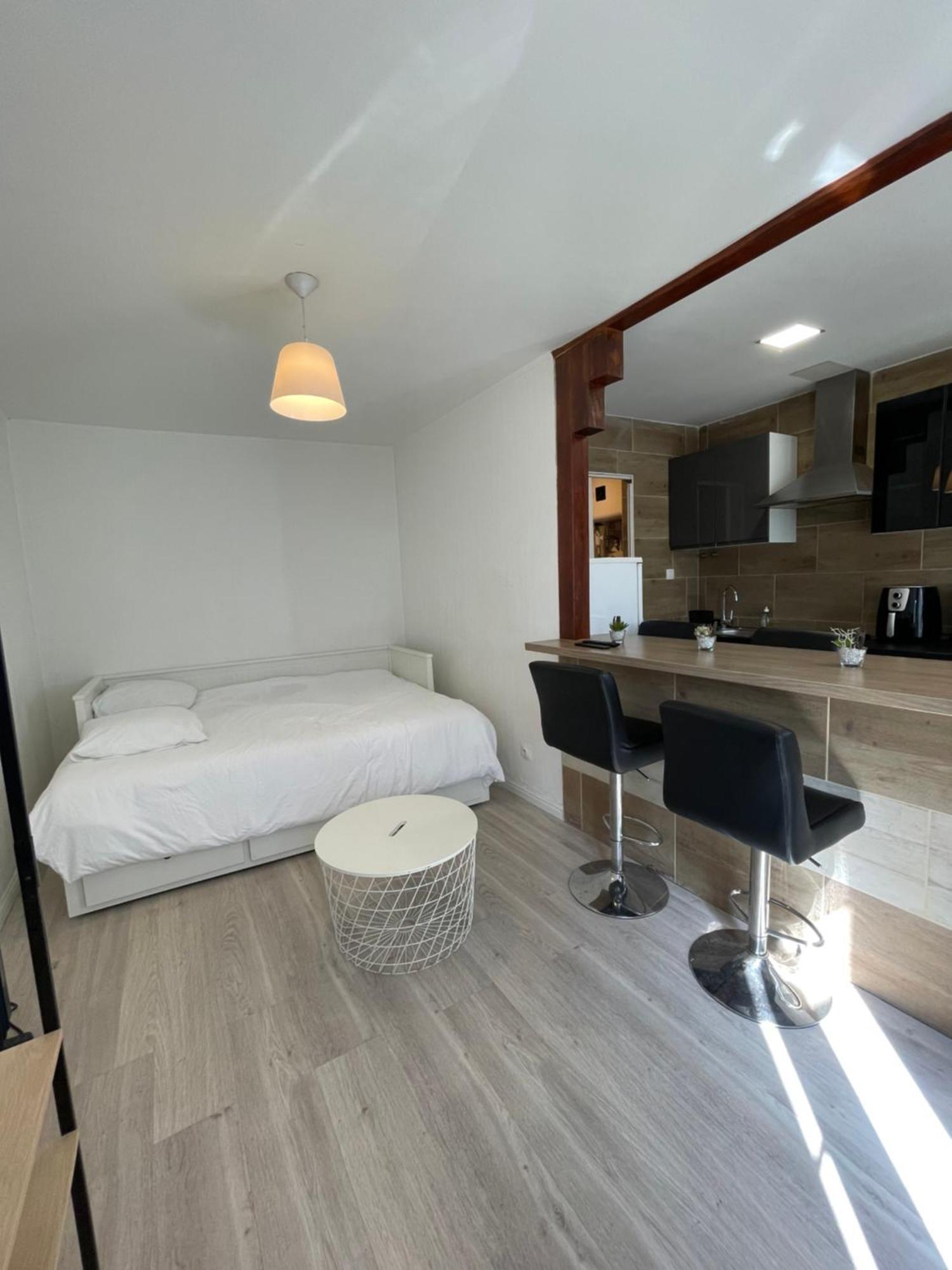✭✭✭ Appartement Chaleureux Proche Paris ✭✭✭ 罗尼苏布瓦 外观 照片